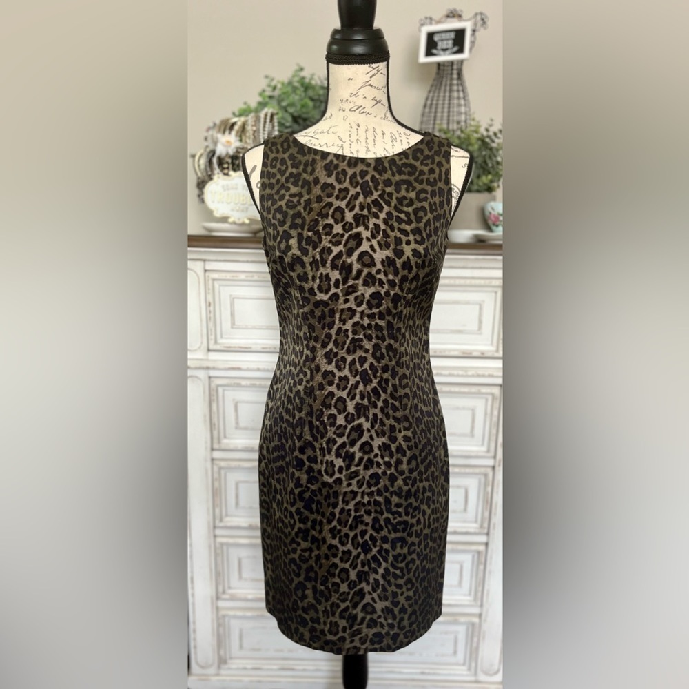 🖤 PROFESSIONAL Mob Wife leopard print dress, size 6P (with stretch)-see video